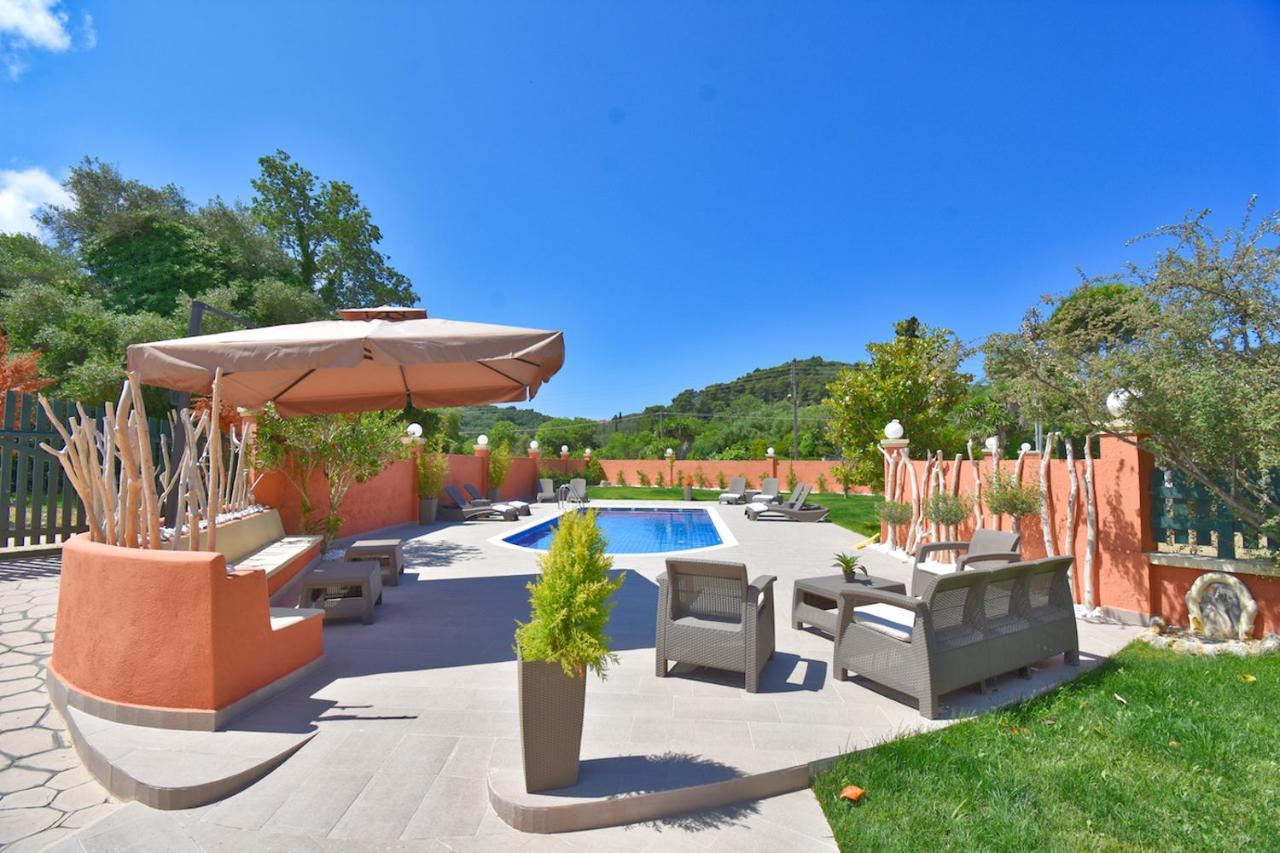 Villa Alex Sinarades Exterior photo